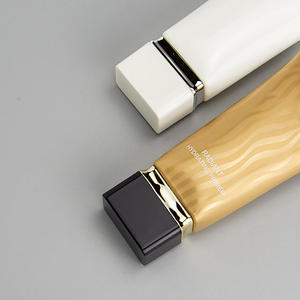 Nouveau <span class=keywords><strong>tube</strong></span> écologique carré rotatif en PP pour fond de teint liquide, <span class=keywords><strong>embout</strong></span> applicateur, <span class=keywords><strong>tube</strong></span> d'emballage lisse en <span class=keywords><strong>plastique</strong></span> de 45 ml - Product Image 3