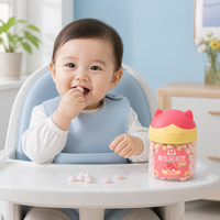 Biscuits doux et sucrés aux saveurs de fruits pour enfants et nourrissons. Ils fondent dans la bouche. 14 grammes. Manger après l'ouverture.