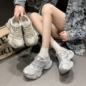 Nuevas Zapatillas de Plataforma de Lujo para Mujer 2025: Diseño de Marca, Aumento de Altura, Estilo Moderno - Product Image 2