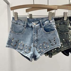 Viviblook Z313PT Pantalones Cortos de Mezclilla para Mujer, Estilo Retro con Remaches, Cintura Baja Elástica, Jeans Cortos para Mujer, Estilo Urbano - Product Image 2