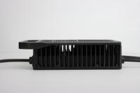 Chargeur de batterie LiFePO4 étanche XP80 IP67 DC 29.2V 25A 800W avec PFC actif intégré pour véhicules électriques et machines de lavage de sols