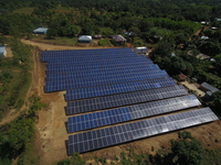 Panel Surya Longi Solar 650W Teknologi Sel HPBC 2.0 640W 650W 660W Modul PV Hi-MO X10