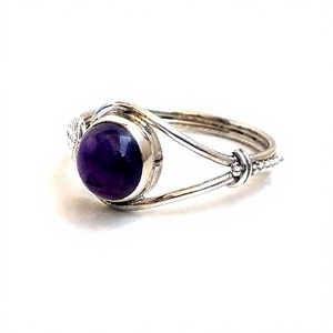 Bague artisanale en argent sterling avec améthyste, sertie clos, style bohème, couleur blanche, pour femme, idéale pour les cadeaux d'anniversaire - Product Image 3