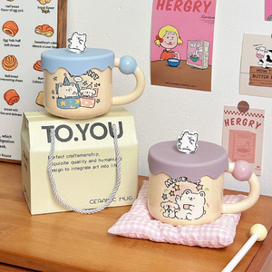 Taza de cerámica con diseño de oso de dibujos animados Meteor, con tapa, ideal para regalos y uso en la oficina. - Product Image 2