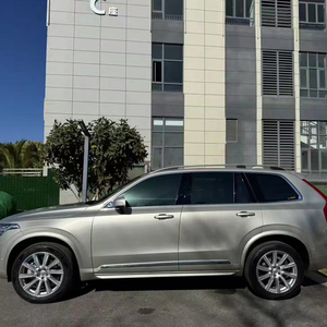 <span class=keywords><strong>Volvo</strong></span> <span class=keywords><strong>XC90</strong></span> SUV 2019 d'occasion en parfait état, automatique, toit ouvrant panoramique, sièges en cuir, caméra de recul, conduite à gauche, pneus R18, jantes en aluminium - Product Image 4