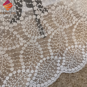 Tessuto di pizzo di <span class=keywords><strong>Tulle</strong></span> <span class=keywords><strong>ricamato</strong></span> in cristallo di prezzo di fabbrica della cina tessuto di pizzo di perline <span class=keywords><strong>bianco</strong></span> fatto a mano di lusso per la sposa - Product Image 3