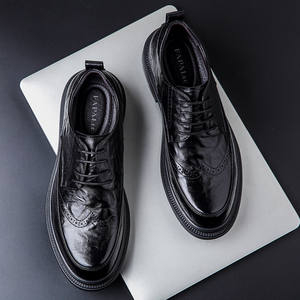 Nuevos zapatos formales de negocios de moda para hombre en estilo británico, con tacón grueso y función de aumento de altura. - Product Image 4