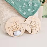 Support en bois pour bracelets de nouveau-né, décoration de chambre de bébé avec nom, annonce de naissance, cadeau souvenir de l'hôpital