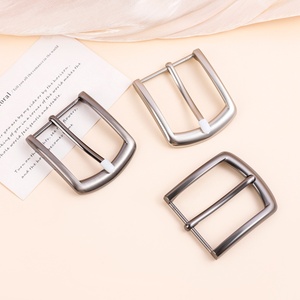 JIAXU 40mmハンドベルトバックルシンプルピンデザインメンズフォーマルスーツレザー熱転写プリントメッキ技術使用 - Product Image 1