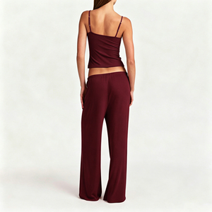 Set Pigiama da Donna in Modal Lenzing, Abbigliamento da Notte Traspirante, Completo con Canotta - Product Image 2