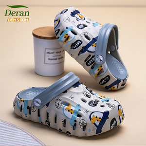 DERAN OEM Sabots antidérapants pour enfants, chaussures de haute qualité en EVA, impression personnalisée, unisexe, légers, respirants, durables, tongs - Product Image 1