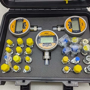 Kit de test de pression hydraulique pour pièces de rechange d'excavatrice avec 3 tuyaux de test, 3 manomètres, 24 manomètres numériques de pression hydraulique - Product Image 3