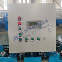 Machine de formage de rouleaux pour portes à enroulement métalliques motorisées de haute précision, personnalisable, avec options de tension 380V/440V/220V
