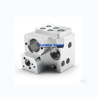Service de Centre d'Usinage CNC 5 Axes de Haute Précision pour Pièces Automobiles et Accessoires de Quincaillerie Personnalisés en Acier Inoxydable, Aluminium et Laiton