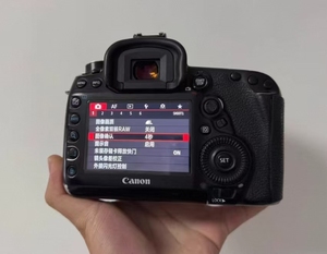Appareil photo numérique professionnel 5D <span class=keywords><strong>Mark</strong></span> IV 90 % neuf, 30 MP, plein format, avec Wi-Fi intégré - Product Image 1
