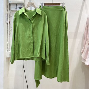 <span class=keywords><strong>Completo</strong></span> Set 2 Pezzi in <span class=keywords><strong>Lino</strong></span> Traspirante Non Tessuto Tinta Unita Stile Casual Elegante Primavera/Estate 2026 - Camicia a Maniche Lunghe con Colletto - Product Image 2