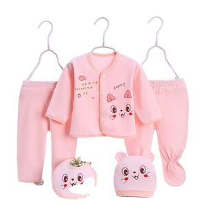 Vente en gros de grenouillère en coton <span class=keywords><strong>pour</strong></span> <span class=keywords><strong>nouveau</strong></span>-<span class=keywords><strong>né</strong></span> 5 pièces Coffret cadeau <span class=keywords><strong>pour</strong></span> <span class=keywords><strong>nouveau</strong></span>-<span class=keywords><strong>né</strong></span> - Product Image 2