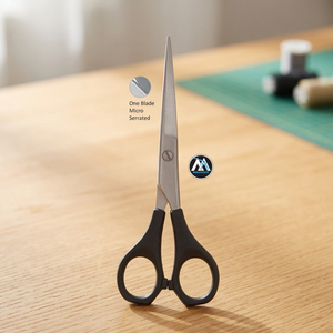 Ciseaux de barbier avec manche en plastique, lame micro-dentelée - Product Image 3