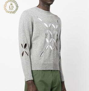 KD tricot fabricant personnalisé col ras du cou côtelé coupé ajouré câble <span class=keywords><strong>noir</strong></span> tricot pull <span class=keywords><strong>Mohair</strong></span> hommes pull - Product Image 3