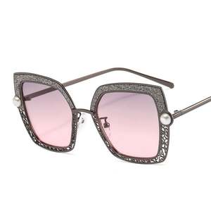 Nouvelles Lunettes de Soleil Carrées Vintage de Luxe 2020 pour Femmes, Monture Métallique Grande Taille, Protection UV400, avec Perles Creuses - Product Image 6