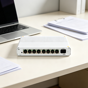 WS-C2960C-8PC-L Commutateur Ethernet rapide PoE Cisco Catalyst à 8 ports avec 2 ports SFP Gigabit Uplink géré - Product Image 4