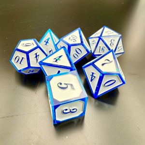 Vente en gros de dés en alliage de zinc D&D les plus vendus, dés de jeu de rôle Dragon et Donjon, dés en vrac pour divertissement, directement des fabricants - Product Image 5