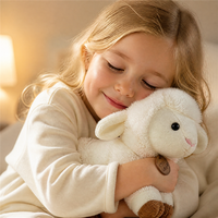 Peluche d'agneau douce en gros avec étiquette personnalisée, mouton en peluche blanc pour décoration de chambre d'enfant, production en masse