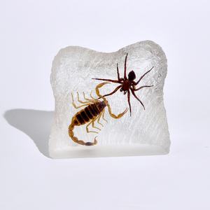 Insectes réalistes en résine en gros, scorpion, araignée, forme de montagne, thème animal, décoration d'intérieur, souvenir - Product Image 2