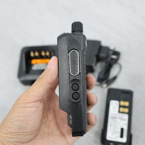 Radio numérique portable Motorola XPR3300e authentique avec Bluetooth et Wi-Fi pour la maintenance des installations industrielles, la sécurité des écoles - Product Image 5