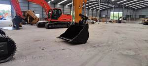 Hyundai Digger 305LC-9 d'occasion de première qualité, machine de construction d'origine de 30 tonnes, excavatrice Hyundai à vendre - Product Image 2