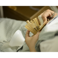 En stock : Fouet à matcha en bambou violet fait main à 120 dents, accessoires écologiques pour le matcha exportés au Japon - Fouets à matcha en bambou Chasen