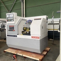 Prix bas Nouveau tour CNC 4 axes à lit plat personnalisé Axe Y avec Live Tool CK0640 Petit tour CNC