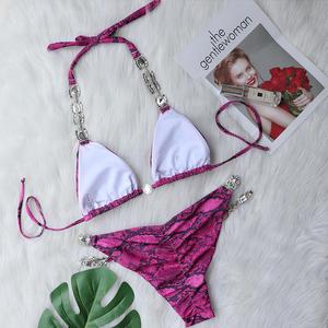 Nouveau maillot <span class=keywords><strong>de</strong></span> <span class=keywords><strong>bain</strong></span> bikini deux pièces pour femme <span class=keywords><strong>2022</strong></span> TikTok, col halter, imprimé animal, orné <span class=keywords><strong>de</strong></span> cristaux, sexy, pour la plage - Product Image 4