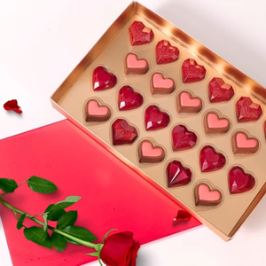 Boîte à <span class=keywords><strong>chocolat</strong></span> rigide en carton portable de luxe en matériaux recyclés pour chocolats en forme de cœur Célébration de la Saint-Valentin - Product Image 2