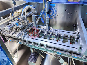 YB-210GD macchina automatica per il confezionamento di liquidi per succhi di forma irregolare sacchetti prefabbricati macchina per imballare pistoni - Product Image 5