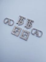 Étiquette métallique personnalisée découpée au laser, logo 3D en relief, écologique, petite, sans pli, pour vêtements, sacs, chaussures