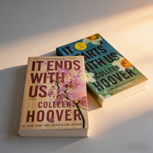 C'est nous qui faisons la différence : Série complète de 2 livres de <span class=keywords><strong>Colleen</strong></span> <span class=keywords><strong>Hoover</strong></span>. Classique romantique contemporain global définitif - Product Image 1