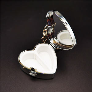 定制药丸储存容器盒收纳盒钥匙扣<span class=keywords><strong>2</strong></span>金属心不锈钢旅行7天每周储物盒 - Product Image 5