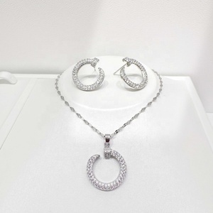 Ensemble de bijoux fantaisie en laiton massif avec zircone ronde, collier et boucles d'oreilles, style minimaliste, motif serpent, pour femmes, mariage, style occidental, usage quotidien, parure de mariée - Product Image 4