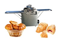 Machine automatique de fabrication, découpe et roulage de croissants, pâte à croissants, ligne de production de croissants pour boulangerie