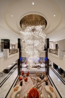 Loft double hauteur appartement goutte d'eau éclairage suspendu goutte d'eau lustre d'hôtel luxe