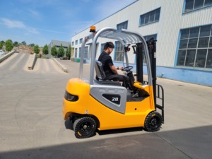 รถยกไฟฟ้าขับเคลื่อนสี่ล้อรถยกแบตเตอรี่ไฮดรอลิกแบบพกพา1.5 2ton - Product Image 4