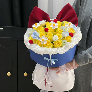 Cadeau de la Saint-Valentin pour petite amie : bouquet de roses éternelles en savon coloré, fleur artificielle à tenir en main - Product Image 4