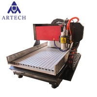 Machine de gravure CNC miniature de bureau 3040, machine CNC 3D avec un bon prix