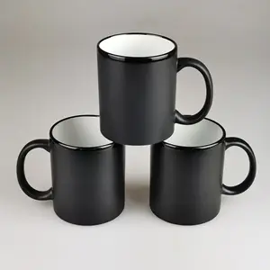 Caneca mágica de cerâmica personalizada, decalque de design personalizado preto fosco, fora do branco