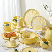 Service de table en céramique en forme de citron, design personnalisé OEM, vaisselle avec tasses, bols et assiettes
