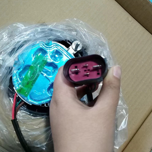 उच्च गुणवत्ता वाले प्लास्टिक रेडिएटर असेंबली ऑटो पार्ट्स इंजन पोर्श 718 2017 के लिए शीतलक प्रशंसक- - Product Image 3