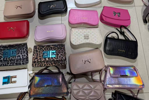 Sacs pour femmes en gros de seconde main, sacs à bandoulière pour femmes tendance, vente chaude, tailles mixtes, sacs pour femmes - Product Image 3