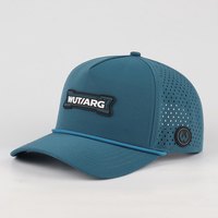 Casquette de golf flottante hydrophobe et imperméable en tissu Oxford Dobby à 5 panneaux, avec logo personnalisé en patch de caoutchouc et cordon en polyester, vente en gros