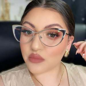 Gafas de Sol de Ojo de Gato con Logotipo Personalizado, de Alta Calidad, con Lentes Transparentes, Montura Metálica, Anti Luz Azul, UV400, para Mujer - Product Image 4